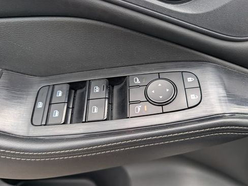 Used 2023 Nissan Rogue SV w/ SV Premium B Package FWD image 20