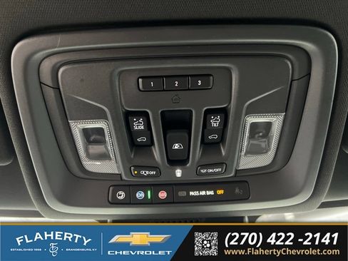 Used 2025 Chevrolet Silverado 2500 High Country w/ High Country Premium Package AWD/4WD image 29