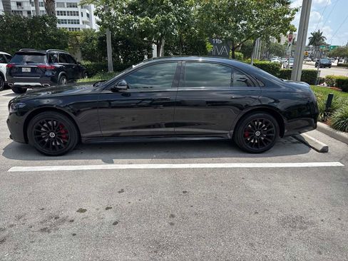 Used 2023 Mercedes-Benz S 580 4MATIC Sedan image 3