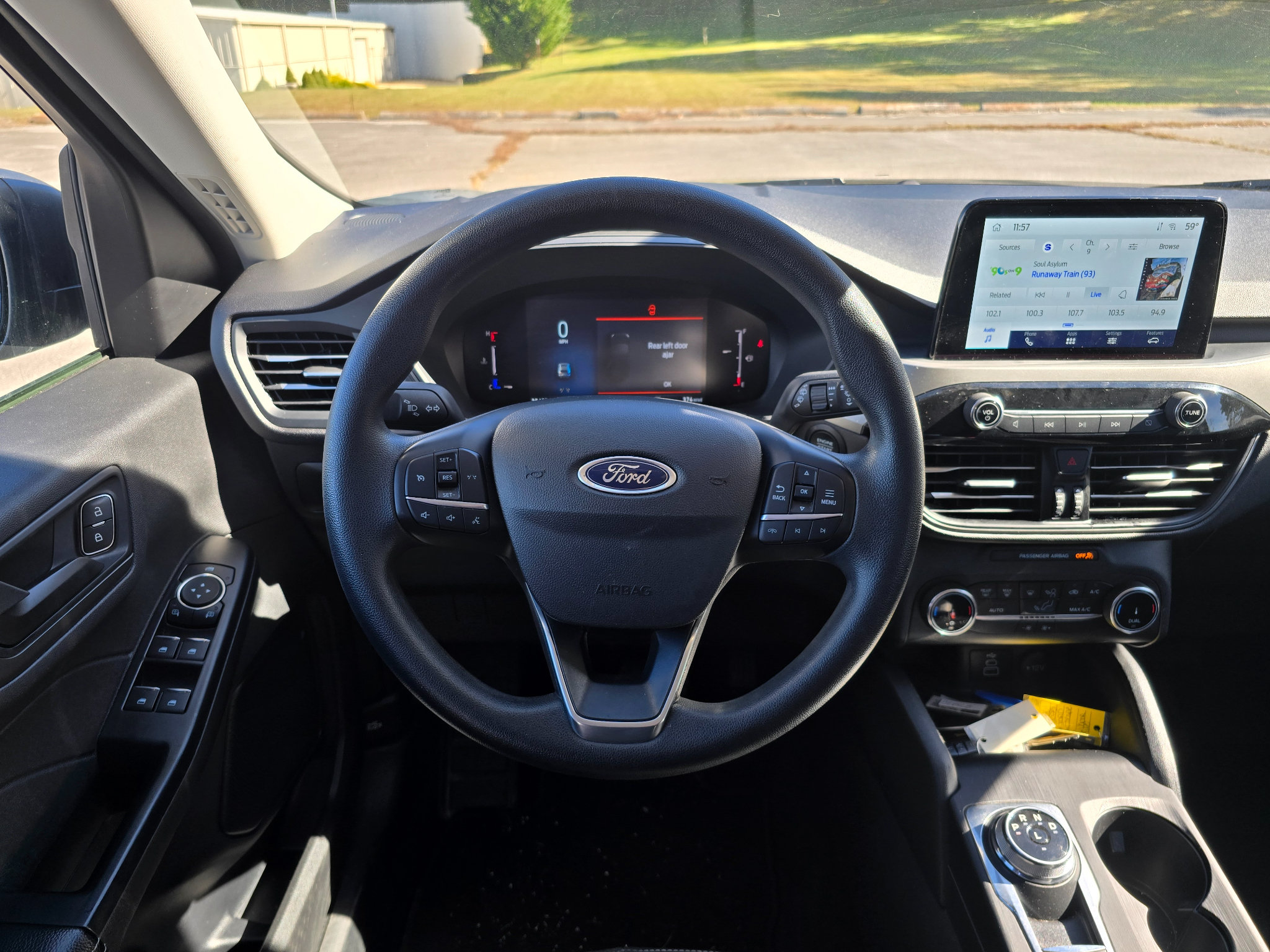 Used 2025 Ford Escape Active AWD/4WD image 14