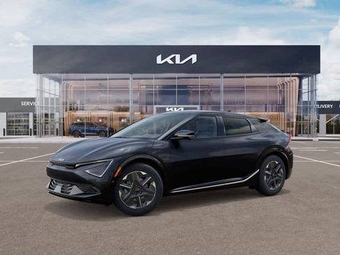 New 2025 Kia EV6 Light image 3