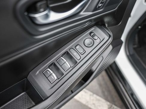 Used 2023 Honda Accord Sport image 11