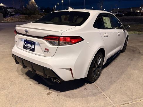 Used 2026 Toyota Corolla SE image 5