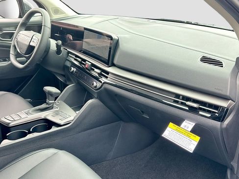 New 2026 Kia Sportage SX image 30