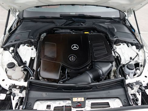 Used 2022 Mercedes-Benz C 300 4MATIC Sedan image 44