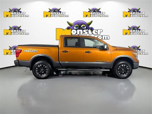 Used 2019 Nissan Titan PRO-4X image 4