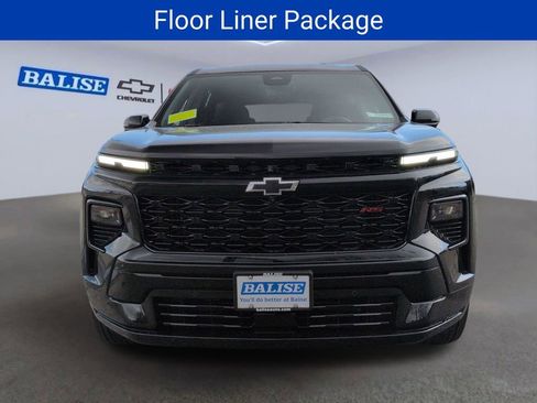New 2026 Chevrolet Traverse RS w/ LPO, Floor Liner Package AWD/4WD image 8