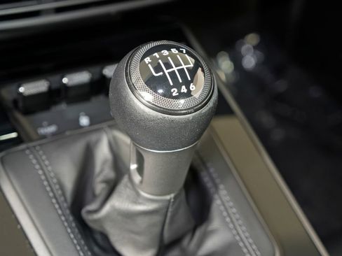 Certified 2023 Porsche 911 Carrera 4S AWD/4WD image 35