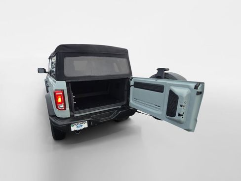 Used 2022 Ford Bronco Black Diamond image 23