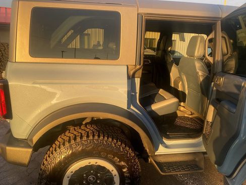 Used 2024 Ford Bronco Outer Banks w/ Sasquatch Package image 17