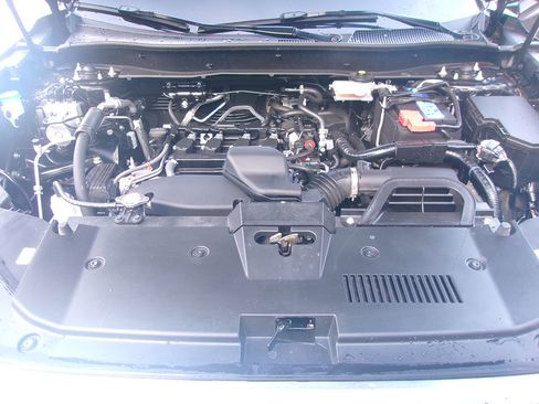 Used 2025 Honda CR-V EX image 7