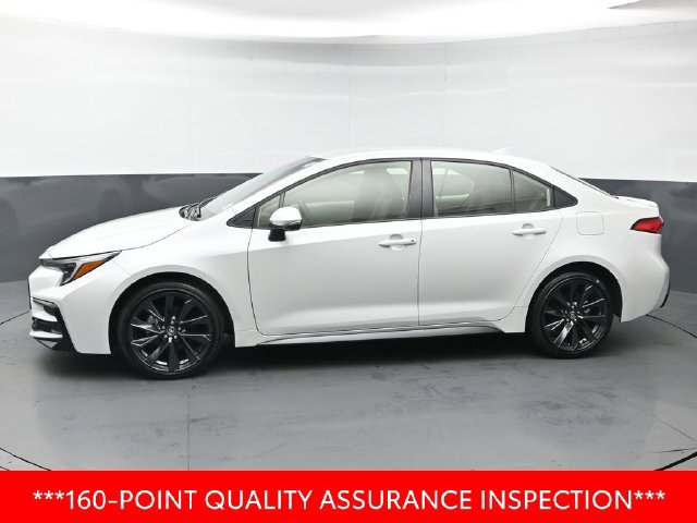 Certified 2025 Toyota Corolla SE w/ Convenience Package FWD image 2