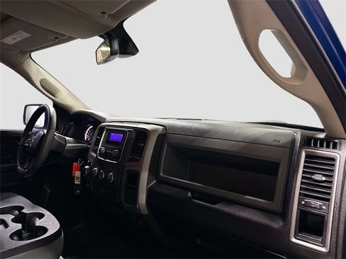 Used 2019 RAM 1500 Express image 28