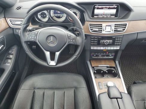 Used 2015 Mercedes-Benz E 400 E 400 image 17