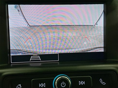 Used 2023 GMC Terrain SLE w/ Driver Convenience Package image 13