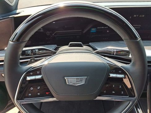 Certified 2026 Cadillac Escalade IQ Sport 2 AWD/4WD image 18