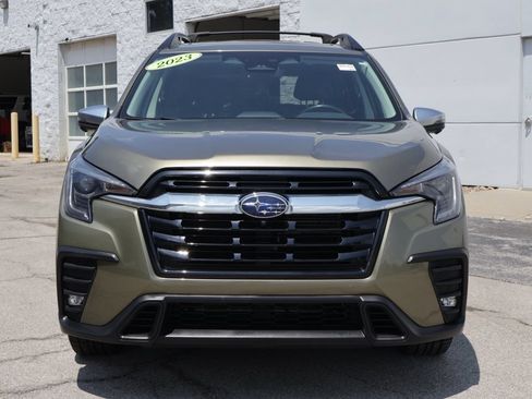 Used 2023 Subaru Ascent Limited w/ Technology Package AWD/4WD image 2