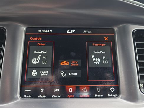 Used 2019 Dodge Charger SXT w/ Blacktop Package AWD/4WD image 28