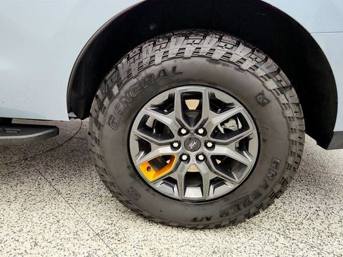 Used 2025 Ford Expedition Tremor AWD/4WD image 9
