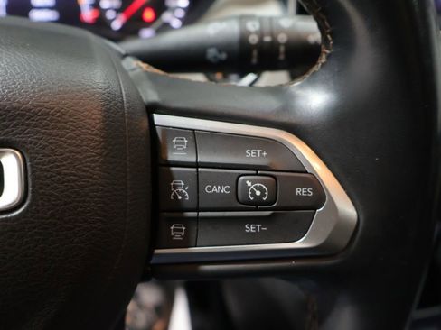 Certified 2022 Jeep Compass Limited w/ Sun and Sound Group image 35