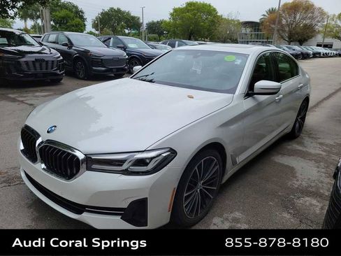 Used 2021 BMW 530i xDrive w/ Convenience Package AWD/4WD image 2