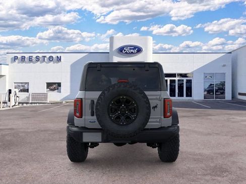 New 2026 Ford Bronco Badlands w/ Sasquatch Package AWD/4WD image 5