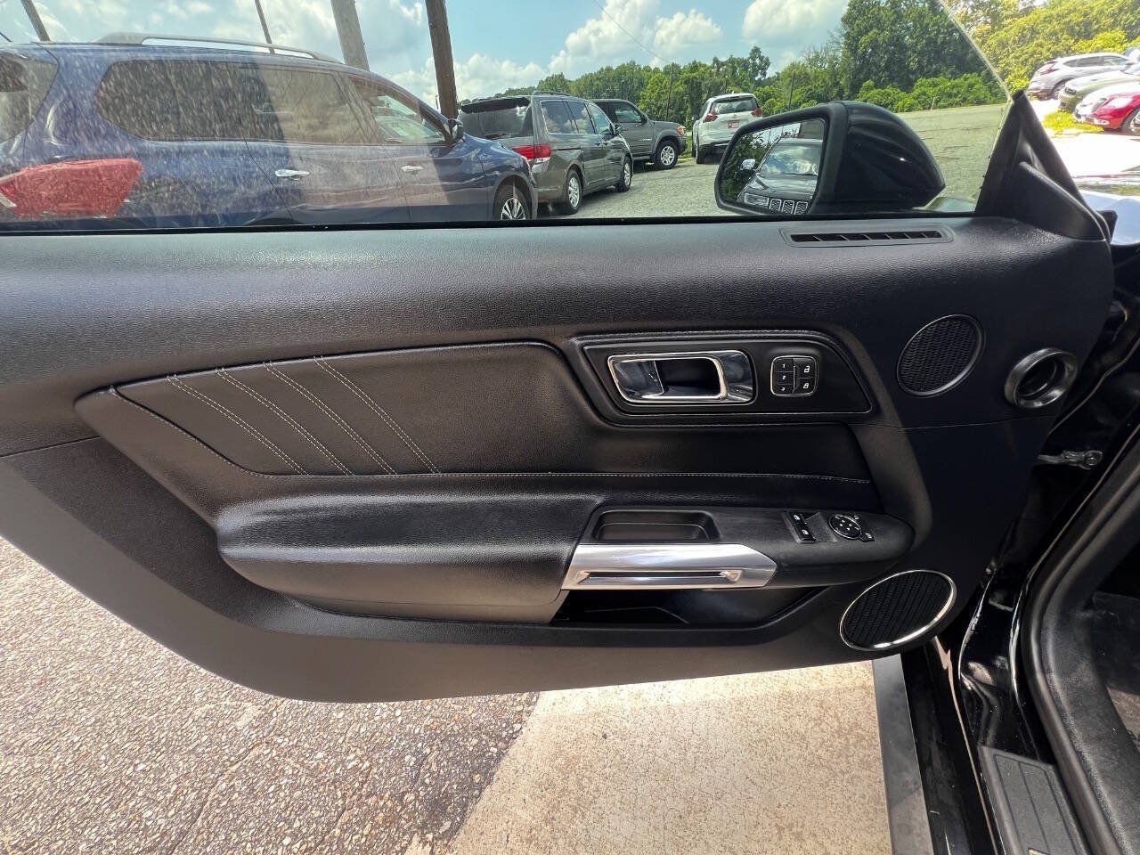 Used 2015 Ford Mustang Premium w/ Equipment Group 201A RWD image 16