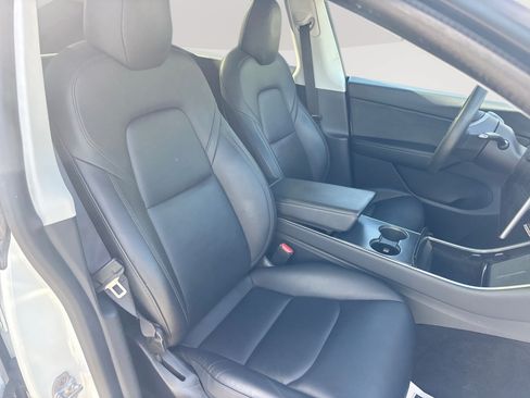 Used 2020 Tesla Model Y Performance AWD/4WD image 28