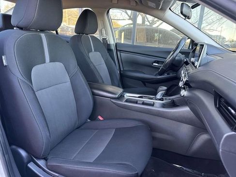 Used 2021 Nissan Sentra SV image 9