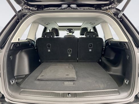 Used 2023 Jeep Grand Cherokee Limited image 19