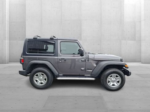 Used 2021 Jeep Wrangler Sport AWD/4WD image 7
