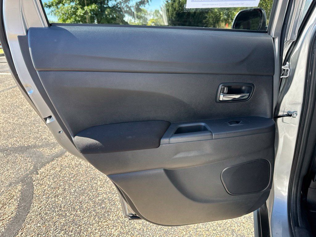 Used 2022 Mitsubishi Outlander Sport FWD image 29