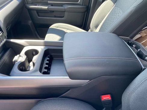 New 2026 RAM 2500 Big Horn AWD/4WD image 18
