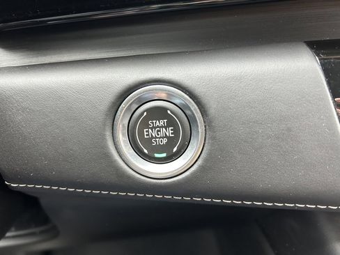 Used 2021 Cadillac Escalade Sport Platinum image 28