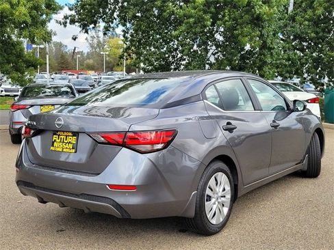 New 2025 Nissan Sentra S image 4