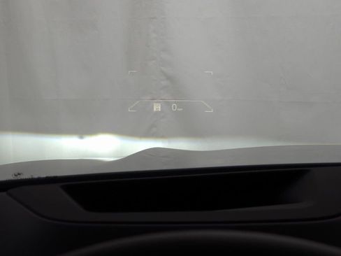 Used 2024 BMW X6 xDrive40i w/ Executive Package image 17