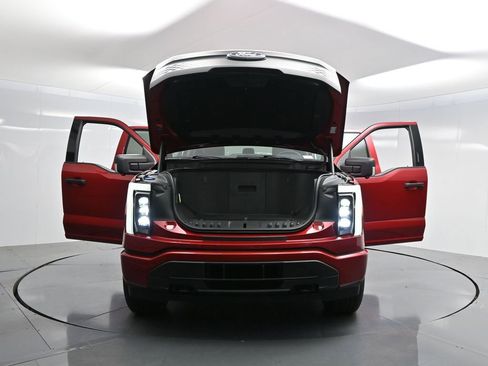 Used 2024 Ford F150 Lightning XLT image 47