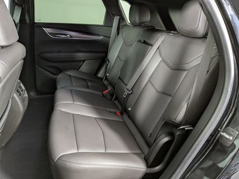 Used 2023 Cadillac XT5 Luxury w/ LPO, Floor Liner Package AWD/4WD image 25