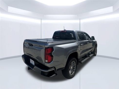 Used 2024 Chevrolet Colorado LT w/ LT Convenience Package III RWD image 8