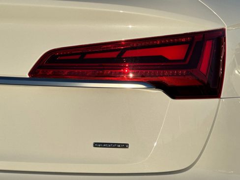 Used 2024 Audi Q5 2.0T Prestige w/ Prestige Package image 35