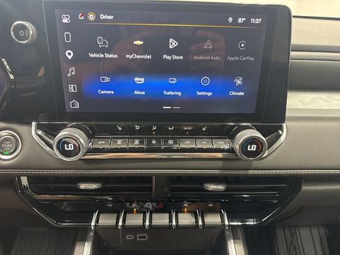 Used 2025 Chevrolet Colorado LT w/ Advanced Trailering Package RWD image 16