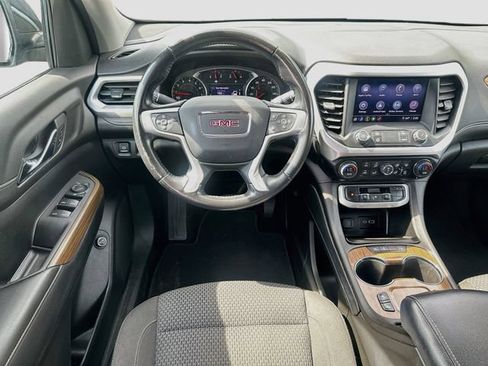 Used 2020 GMC Acadia SLE w/ Driver Convenience Package FWD image 22