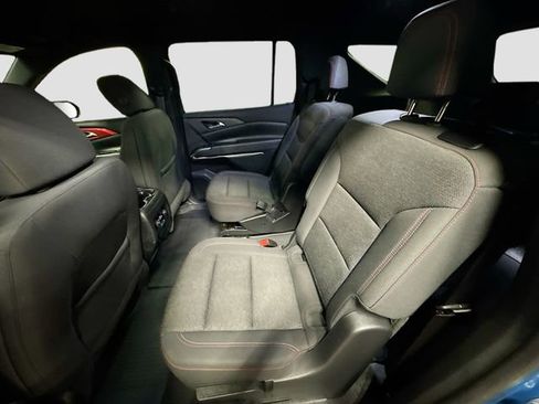 Used 2024 Chevrolet Traverse Z71 AWD/4WD image 24