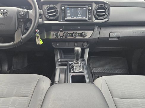 Used 2019 Toyota Tacoma SR w/ SR Convenience Package AWD/4WD image 10