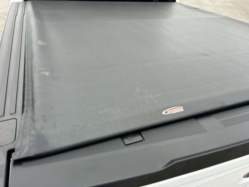 Used 2022 Ford F150 Lariat image 13