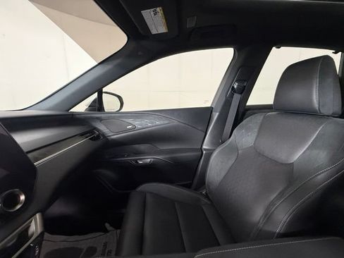 Used 2024 Lexus RX 350 FWD w/ Convenience Package image 19