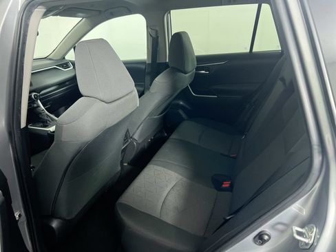 Used 2024 Toyota RAV4 XLE FWD image 19