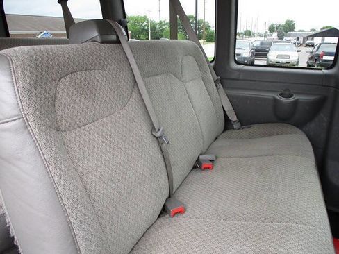 Used 2020 Chevrolet Express 2500 LS w/ Driver Convenience Package RWD image 21