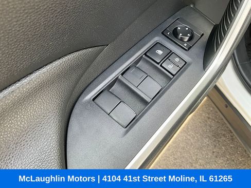 Used 2019 Toyota RAV4 LE w/ All Weather Liner Package image 23