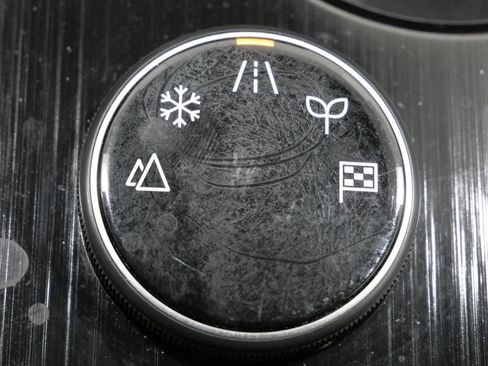 Used 2024 Nissan Rogue SV AWD/4WD image 21